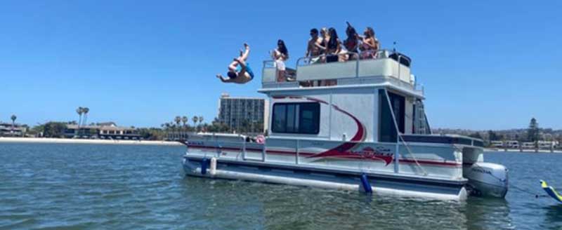 Pontoon Party up to 12 guests
